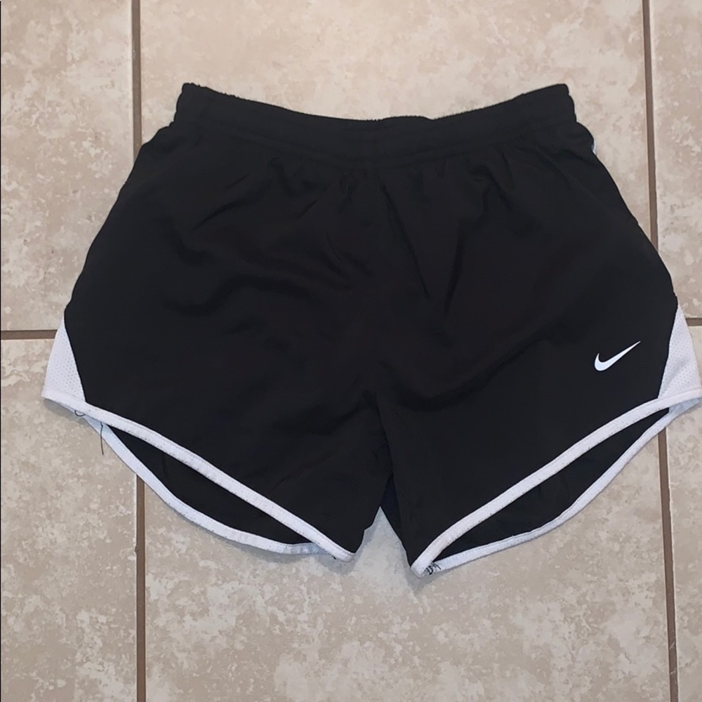 Nike Dr-Fit Running Shorts Girls Medium